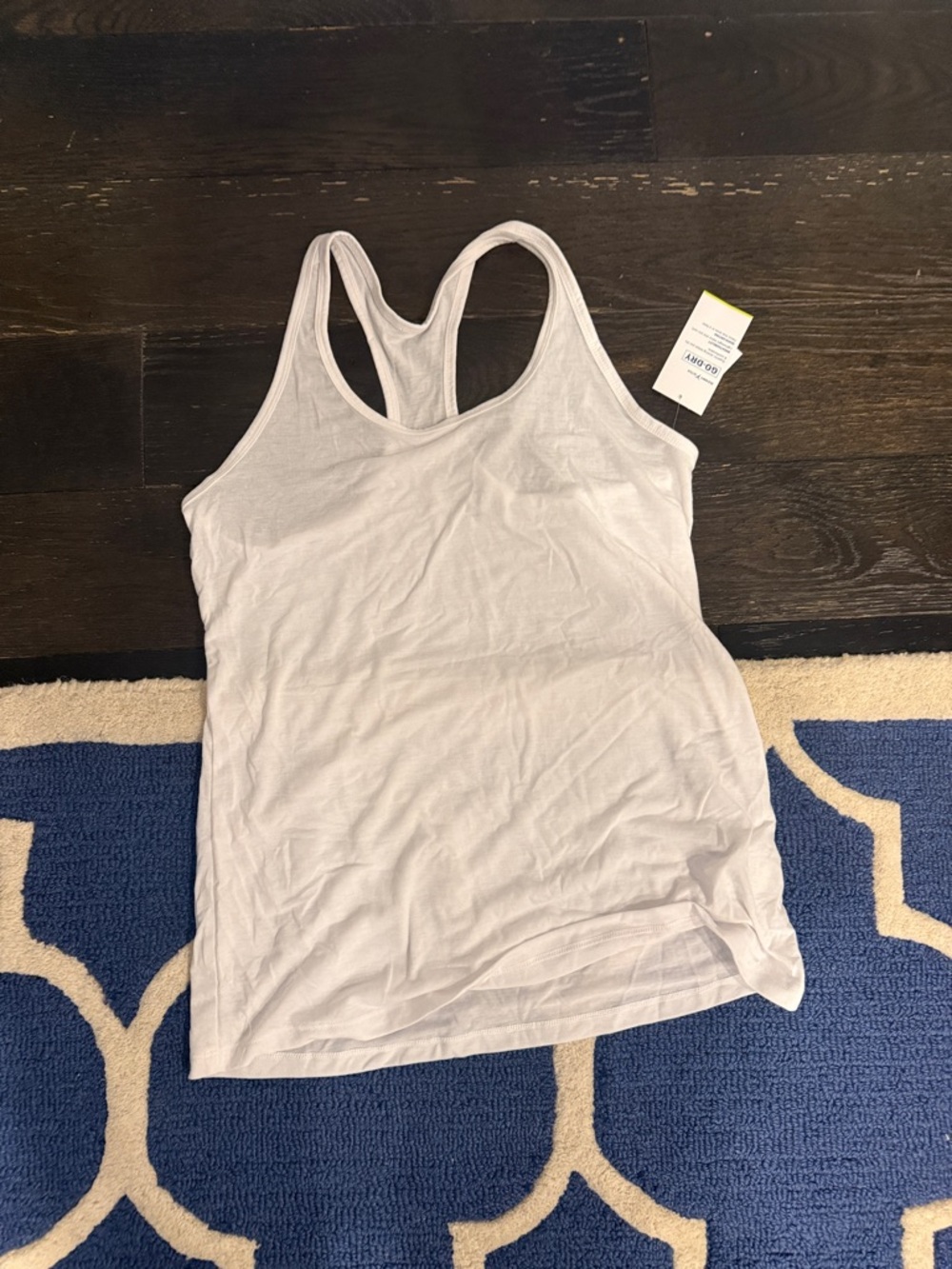 Old Navy active go dry Women’s Racerback Tank Top - White small